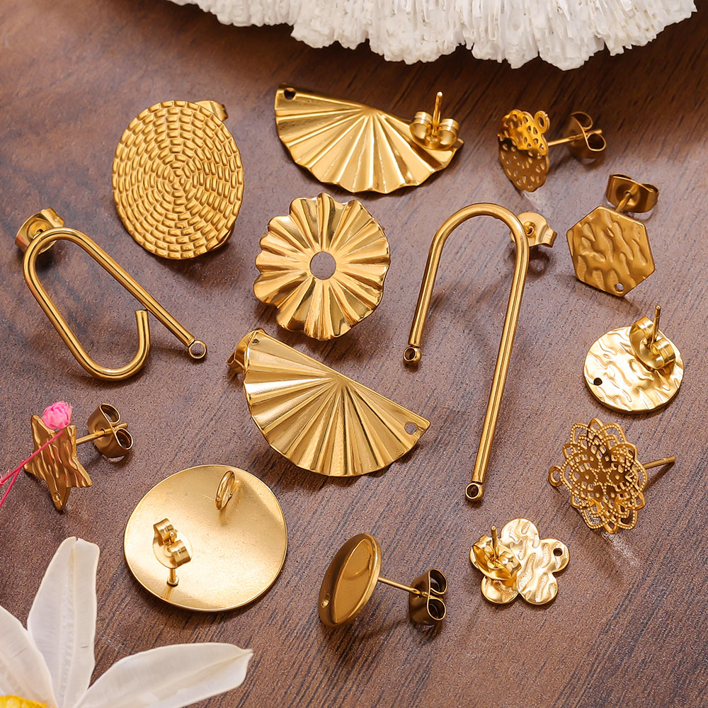 Flower Supply - 10 stuks roestvrijstalen oorbellen 18K gouden
